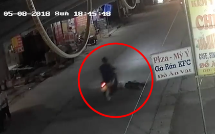 Hà Nam: Người đàn ông tự ngã ra đường chẳng ai quan tâm, đến khi bị xe máy chèn qua mới có người ra đỡ