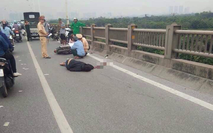 Hà Nội: Điều khiển xe máy tự đâm vào thành cầu Vĩnh Tuy, người đàn ông tử vong tại chỗ