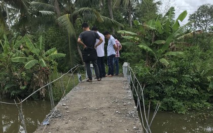 Nửa đêm, người đàn ông dẫn con trai và cháu nội đi đập phá cầu từ thiện