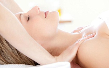 Suýt phải cắt bỏ ngực chỉ vì đi… massage, chuyên gia cảnh báo không được tùy tiện massage khu vực này