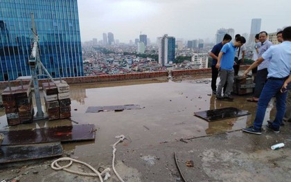 Cận cảnh nơi đặt cần trục rơi xuống đường Lê Văn Lương khiến mẹ đơn thân tử vong