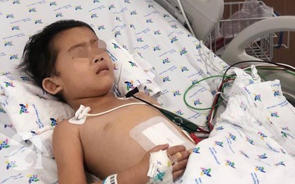 Bé gái 6 tuổi suốt 3 năm trời ăn thứ này, khi bác sĩ mổ ruột mới thật sự choáng váng