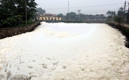 Lượng amoni tại "sông tuyết" Hà Nam vượt 70 lần cho phép