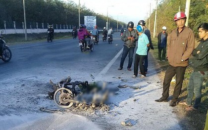 Đồng Nai: Va chạm với xe máy cày khiến xe máy bốc cháy, chủ nhân bị thương còn 2 con chó bị thiêu sống