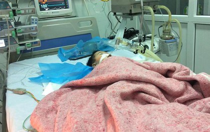 Vụ bé 8 tháng tuổi nguy kịch sau mũi tiêm của nhân viên y tế: Bệnh viện thừa nhận nhầm đường dùng thuốc, đình chỉ nữ điều dưỡng