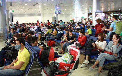Bị từ chối nhập cảnh, một hành khách phải lưu trú tại sân bay Tân Sơn Nhất hơn 1 tháng