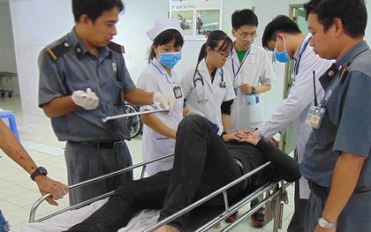 Những người đi "bão" rồi vào... bệnh viện
