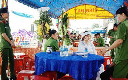 Trung tá công an bị đâm tử vong sống trong ngôi nhà cấp 4 vài chục m2