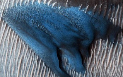 Trên Sao Hỏa, có một đụn cát xanh kì lạ như thế này đây!