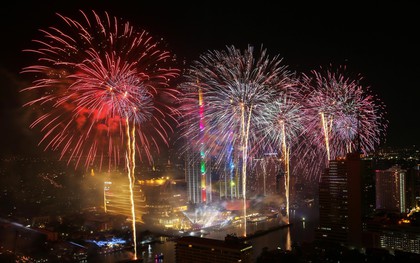 Không khí năm mới bao trùm Châu Á: Hồng Kông, Singapore, Bangkok hân hoan chào đón năm 2019
