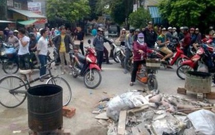 Cưa thùng xăng, hai người bị thương nặng