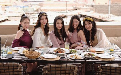 Hội bạn thân xinh đẹp, toàn du học sinh của 2 chị em hot girl Lào gốc Việt