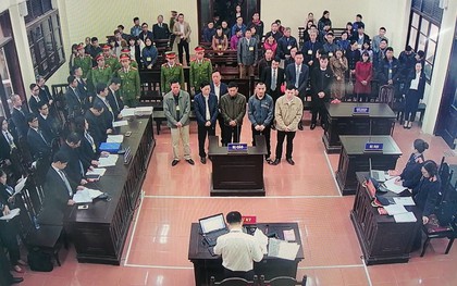 Bác sỹ Hoàng Công Lương vắng mặt, tòa hoãn phiên xét xử sự cố chạy thận làm 9 người chết