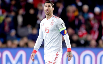 Bàn thua nghiệt ngã khiến chàng thủ quân điển trai Sergio Ramos kém vui trong ngày đi vào lịch sử bóng đá Tây Ban Nha