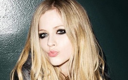 Vô tình trùng số điện thoại với nữ ca sĩ Avril Lavigne, thanh niên kêu cứu với dân mạng vì bị "khủng bố" mỗi ngày