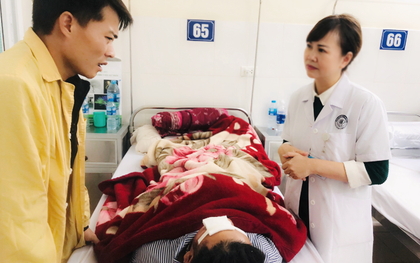 Nam thanh niên mù một mắt khi đốt vàng mã, hoá đồ cho bà ngoại vừa qua đời