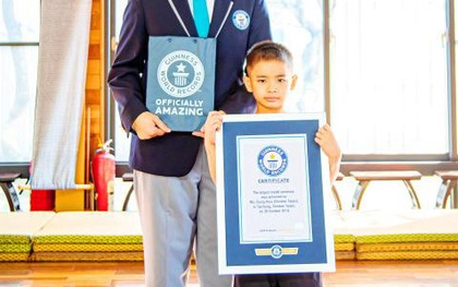 Ban đầu tập võ cho đỡ "tăng động", ai ngờ sau đó cậu nhóc 7 tuổi lập luôn kỷ lục Guinness với thành tích 158 chiếc huy chương các loại