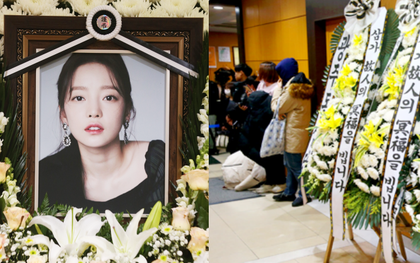 Công bố loạt ảnh tại lễ viếng của Goo Hara chiều nay: Fan khóc nức nở, nhìn di ảnh mà xót xa!