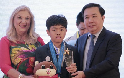 Học sinh lớp 7 chuyên Ams vô địch kỳ thi Olympic Toán và Khoa học quốc tế 2019