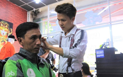 Chàng trai hớt tóc miễn phí ở Đà Nẵng: “Tôi đi lên từ nghèo khó, nên muốn lấy sức mình giúp lại người nghèo"