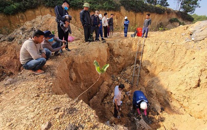 Công an điều tra vụ chôn hóa chất ở Sóc Sơn