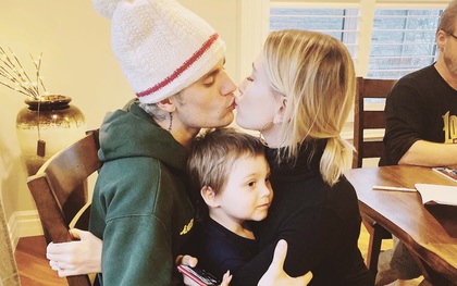 Justin Bieber và Hailey lâu lắm mới công khai "khoá môi", nhưng phản ứng "cam chịu" của cậu em bị kẹp giữa là tâm điểm