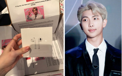 Tặng con gái fan BTS đôi airpods, bà mẹ không quên 'cà khịa' bọc quà bằng bài báo: "Ngôi sao Rap Monster thừa nhận từng làm mất tới 33 đôi!"