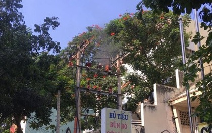 Nổ trạm điện trung thế ở trung tâm Sài Gòn, 1 nhân viên nhà hàng bị bỏng nặng ngày cuối năm