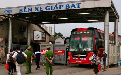 Hà Nội lái xe qua kiểm tra nồng độ cồn mới được xuất bến