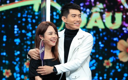 Quang Đăng - Thái Trinh "tình bể bình" khi chơi gameshow