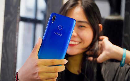 Cuối tuần làm gì mà không “săn” smartphone Vivo mới nhất, giá “hạt dẻ” tại Thế Giới Di Động