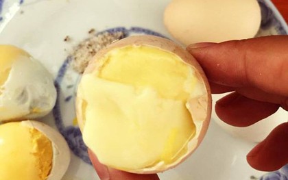 Quy Nhơn có món đặc sản nghe lạ hết sức: trứng lưng chừng