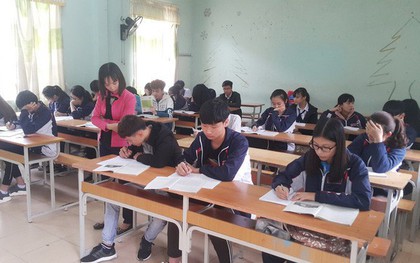 Thông tin mới nhất về vụ hàng trăm học sinh THPT tỉnh Quảng Ninh bất ngờ nghỉ học