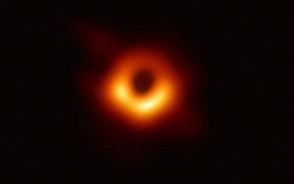 Từ “Trái Đất mọc” đến hố đen: Những bức ảnh thiên văn nổi tiếng nhất