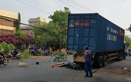 TPHCM: Tông đuôi xe container, nam công nhân chết thảm trên đường về nhà