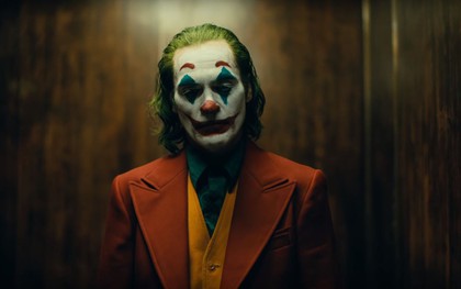 DC bất ngờ "đánh úp" fan bằng trailer Joker u ám lẫn điên loạn