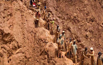 Sập hầm mỏ khai thác coltan tại Burundi, 9 thợ mỏ thiệt mạng tại chỗ