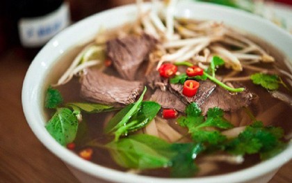 Phở “chọc trời” 920.000 đồng/bát, burger đỉnh cao 790.000 đồng/chiếc