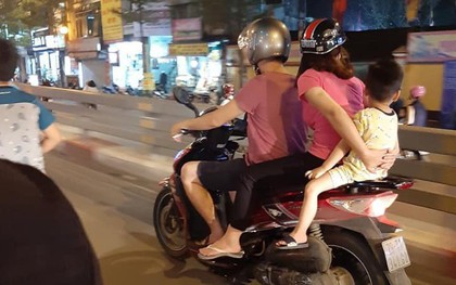 "Pha xử lý cồng kềnh" của gia đình chở con nhỏ trên xe SH khiến người đi đường thót tim và khó hiểu