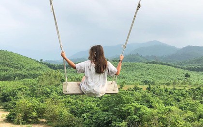 Cần gì đến Bali, tại Việt Nam cũng có xích đu gỗ view trọn thung lũng tha hồ cho bạn “thót tim” bay lượn!