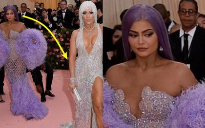 Giữa thanh thiên bạch nhật, bắt quả tang Kylie Jenner liếc xéo vòng ba của Jennifer Lopez không rời phút nào