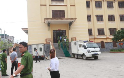 Chạy thận 8 người chết ở Hòa Bình: Hôm nay, Hoàng Công Lương lại hầu tòa