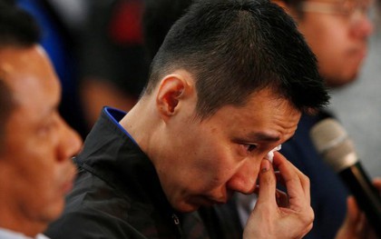 Huyền thoại cầu lông Lee Chong Wei bật khóc tuyên bố giải nghệ sau khi thể lực suy giảm do căn bệnh ung thư