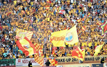 Sân Thiên Trường của Nam Định đông khán giả nhất lượt đi V.League 2019