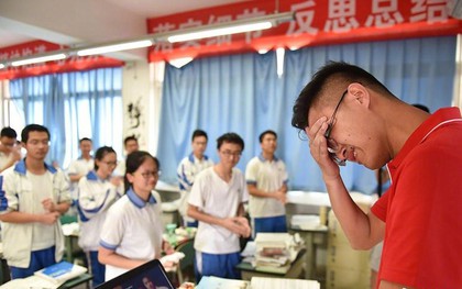 Bài thi Văn điểm tuyệt đối trong kỳ thi Đại học khó nhất thế giới tại Trung Quốc khiến dân mạng chỉ biết thốt lên quá đỉnh