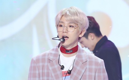 Baekhyun chưa debut đã phá kỉ lục album đặt trước, nhóm nhỏ EXO ra mắt với tên "củ chuối" như truyền thống SM