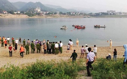 Phú Thọ: 4 thanh niên tử vong khi tắm trên sông Đà