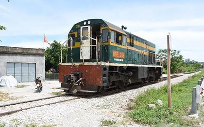 Người đàn ông bị tàu hỏa đâm tử vong khi băng qua đường sắt