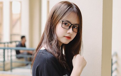"Đặc sản" trường Báo mùa nhập học: Ở đâu thiếu gái xinh chứ ở đây lúc nào cũng có thừa!