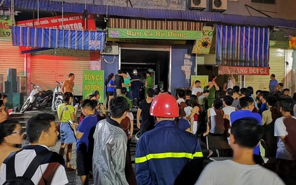Cháy kiot chân toà nhà, hàng trăm người dân chung cư Kim Văn - Kim Lũ hoảng hốt tháo chạy